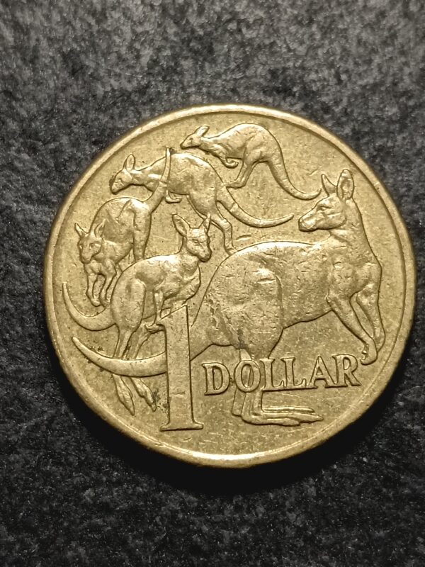 Lot 10. Australian 1 dollar