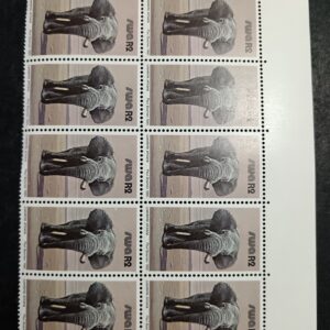 Lot 27 - Small block 24