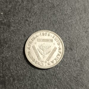 Lot 103 - 1958 silver 3 pence