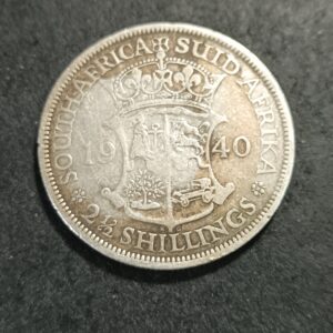 Lot 5 - 1940 silver half crown