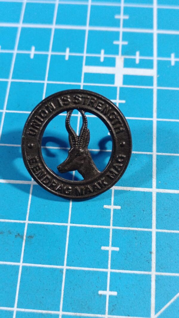 SADF Cap Badge - Union is strength.